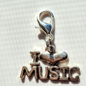 Charm "I love music"